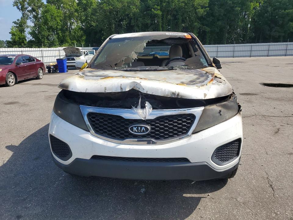 Photo 5 from auction – 2011 KIA SORENTO with VIN 5XYKT3A11BG035362