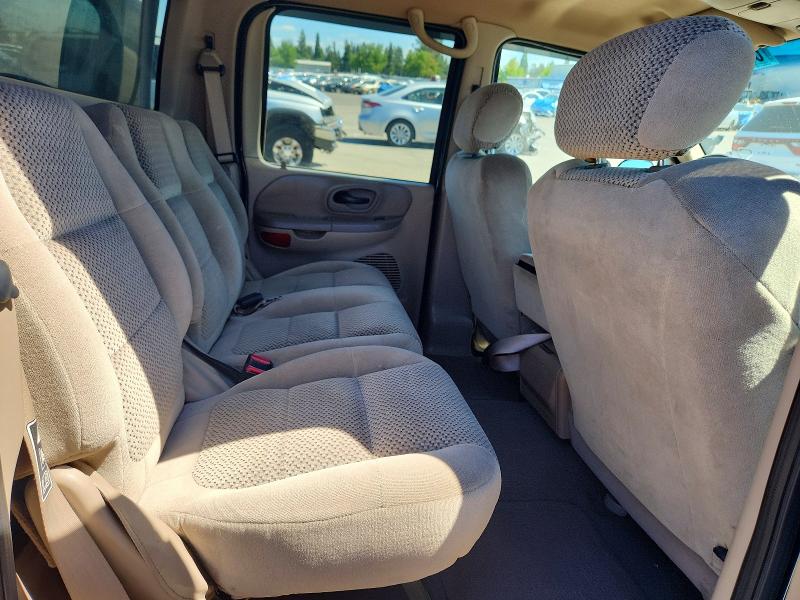Photo 10 from auction – 2001 FORD F150 with VIN 1FTRW07W81KA75888