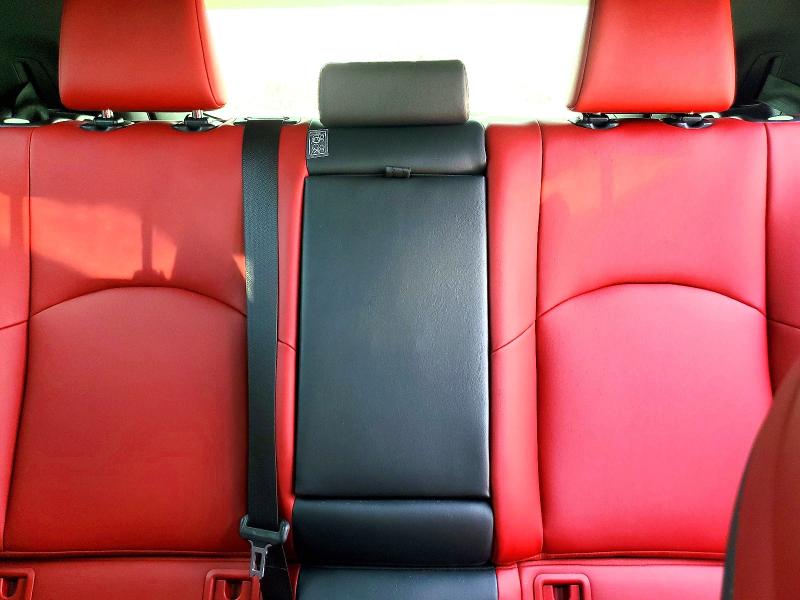 Photo 10 from auction – 2019 LEXUS UX with VIN JTHY3JBH8K2003317
