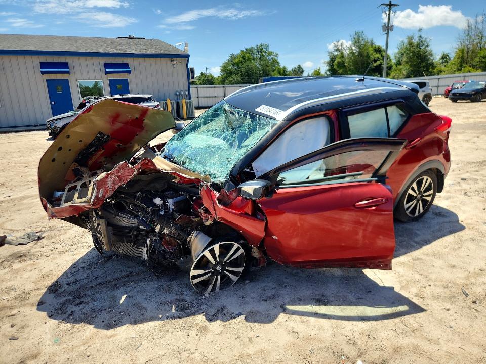 NISSAN KICKS 2019 with VIN 3N1CP5CU9KL539889 - Photo from auction