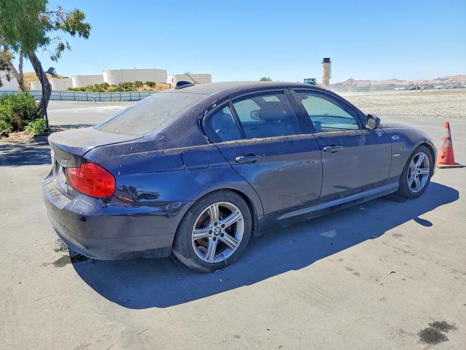 Photo 3 from auction – 2009 BMW 328 with VIN WBAPH53589A435073