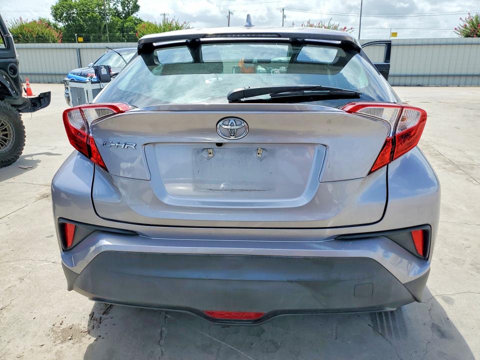 Photo 6 from auction – 2018 TOYOTA C-HR with VIN NMTKHMBX3JR013132
