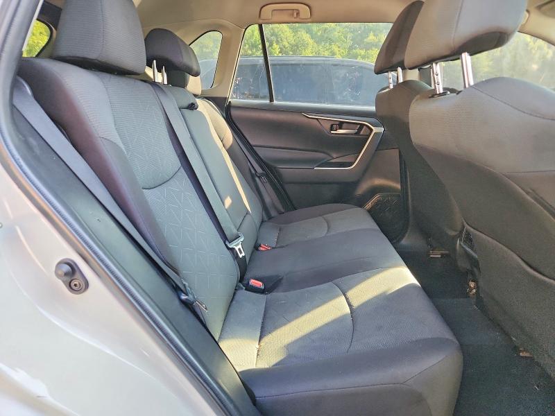 Photo 11 from auction – 2023 TOYOTA RAV4 with VIN 2T3P1RFV7PW392516
