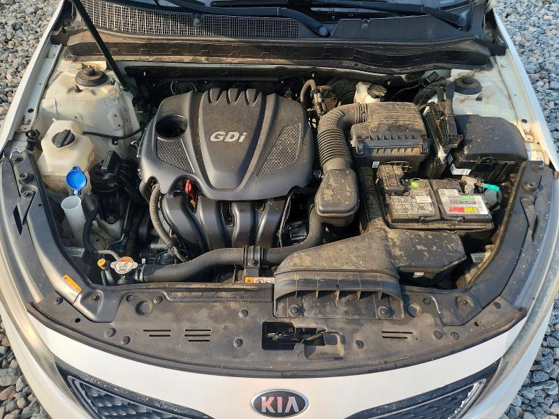 Photo 11 from auction – 2015 KIA OPTIMA with VIN KNAGM4A76F5639210