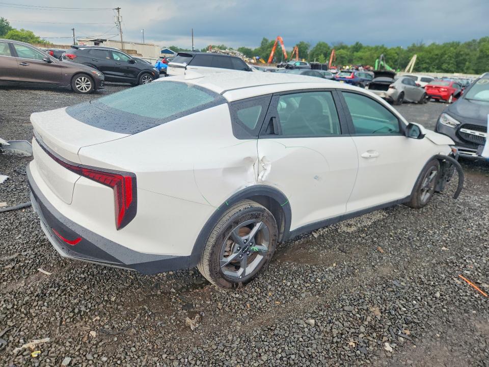 Фото 3 с аукциона – 2025 KIA K4 с VIN 3KPFT4DE9SE002810