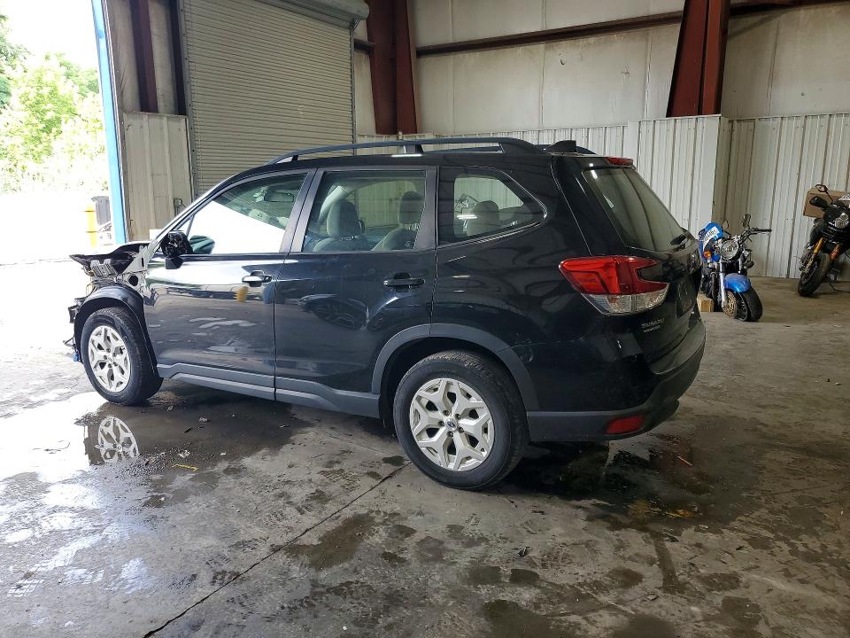 Photo 2 from auction – 2019 SUBARU FORESTER with VIN JF2SKACC5KH503415
