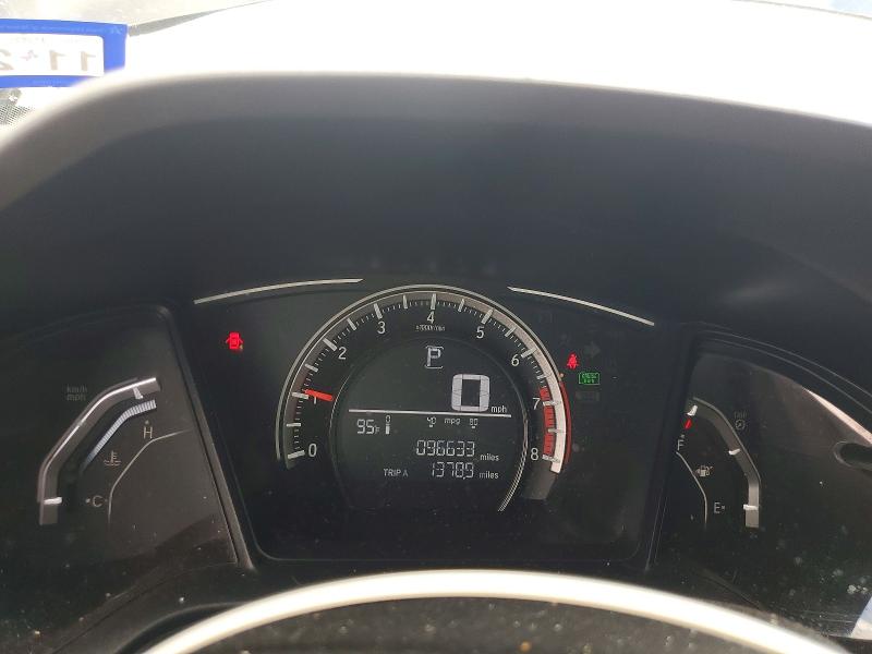 Photo 9 from auction – 2018 HONDA CIVIC with VIN 2HGFC2F51JH535336