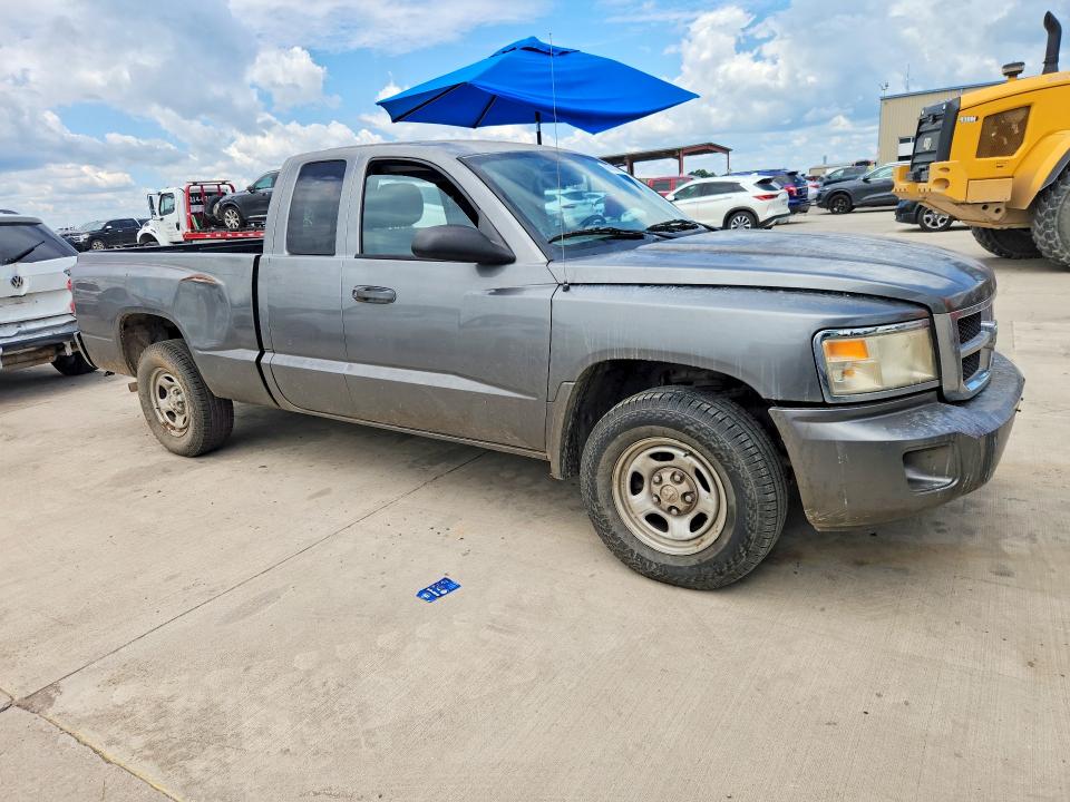 Photo 4 from auction – 2011 DODGE DAKOTA with VIN 1D7RE2BK0BS623263