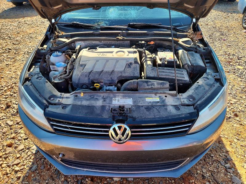 Photo 11 from auction – 2014 VOLKSWAGEN JETTA with VIN 3VWLL7AJ1EM398602