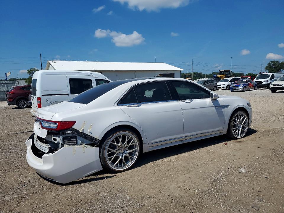Photo 3 from auction – 2017 LINCOLN CONTINENTAL with VIN 1LN6L9RP5H5607768