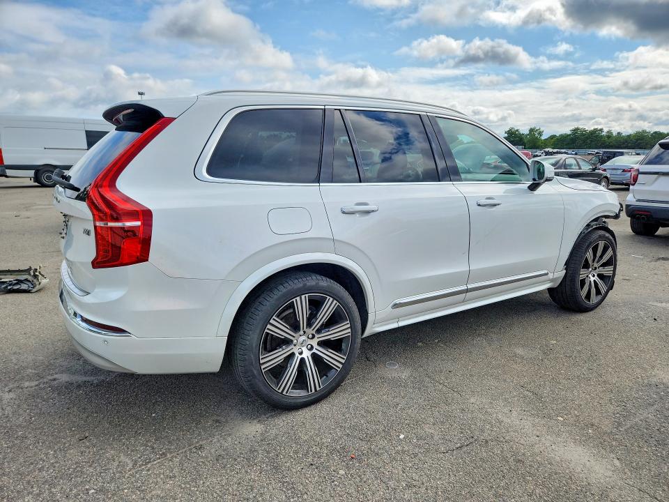 Photo 3 from auction – 2022 VOLVO XC90 with VIN YV4A22PL2N1871376