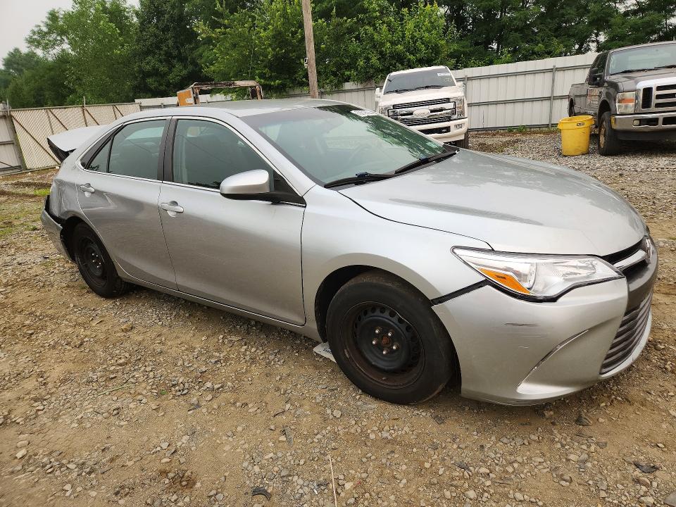 Photo 4 from auction – 2016 TOYOTA CAMRY with VIN 4T4BF1FKXGR519776