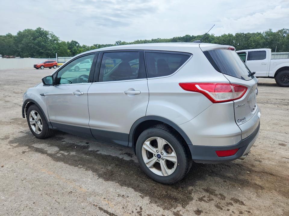 Photo 2 from auction – 2015 FORD ESCAPE with VIN 1FMCU0GX2FUB92328