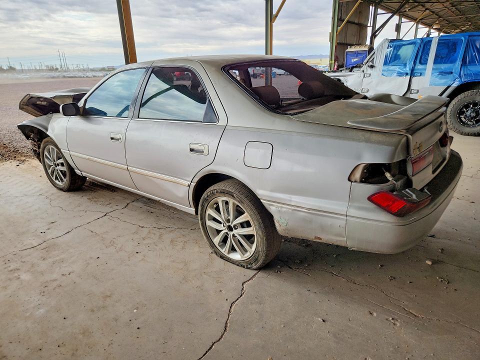 Photo 2 from auction – 1997 TOYOTA CAMRY with VIN 4T1BG22KXVU100455