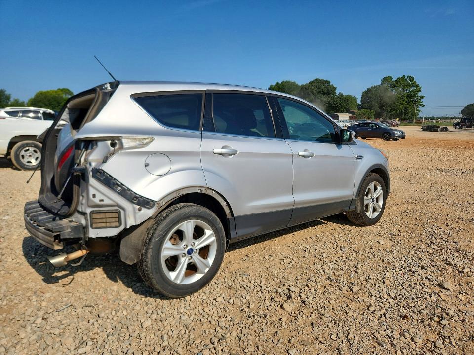 Photo 3 from auction – 2015 FORD ESCAPE with VIN 1FMCU0G77FUB38832
