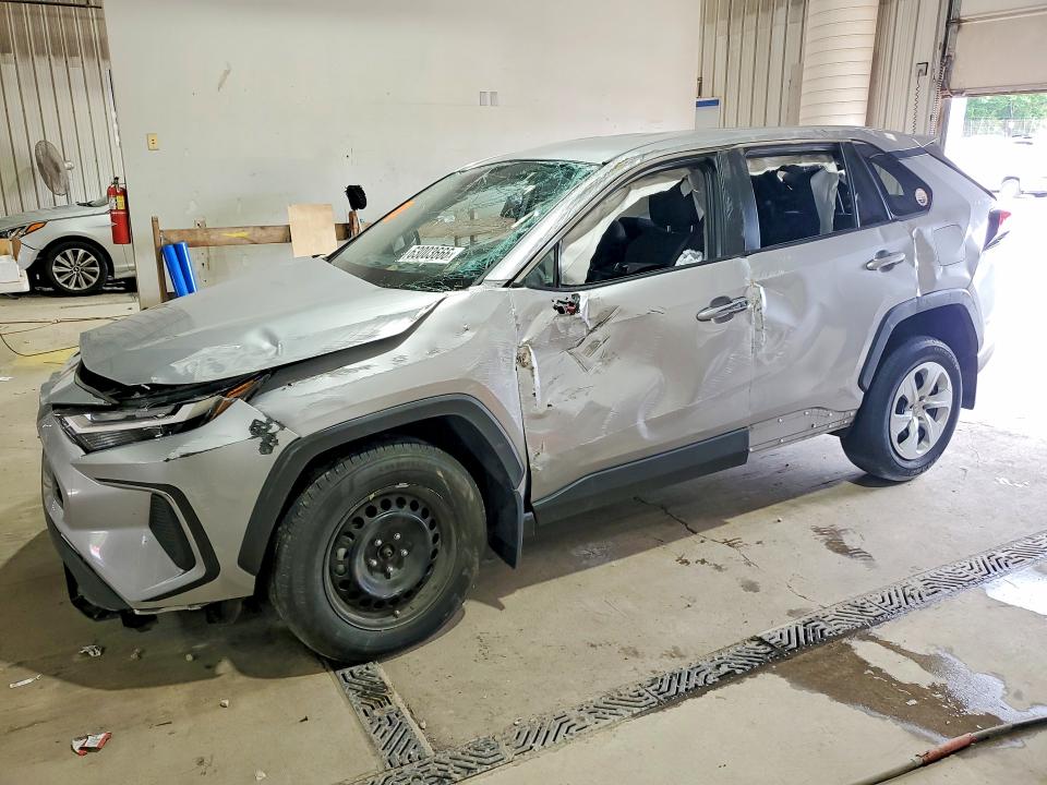TOYOTA RAV4 2024 with VIN 2T3G1RFV2RC431288 - Photo from auction