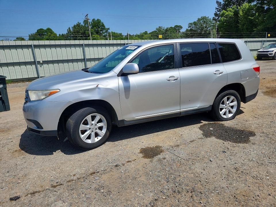 TOYOTA HIGHLANDER 2013 with VIN 5TDZA3EH2DS044816 - Photo from auction