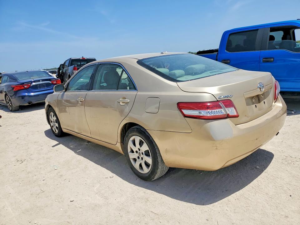 Photo 2 from auction – 2011 TOYOTA CAMRY with VIN 4T1BF3EK1BU128399