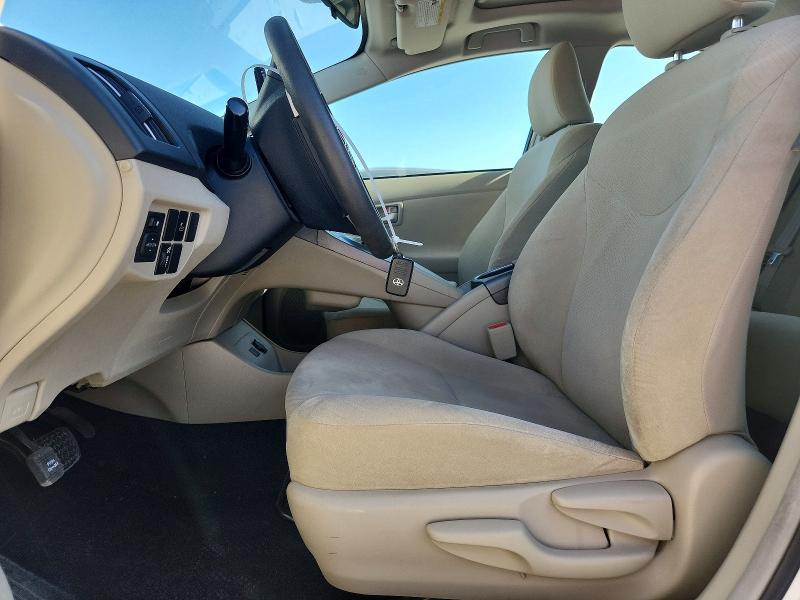 Photo 7 from auction – 2014 TOYOTA PRIUS with VIN JTDKN3DU7E1766026