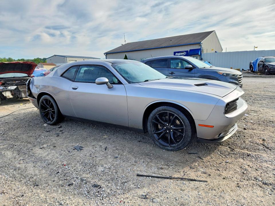 Photo 4 from auction – 2016 DODGE CHALLENGER with VIN 2C3CDZAG8GH168559