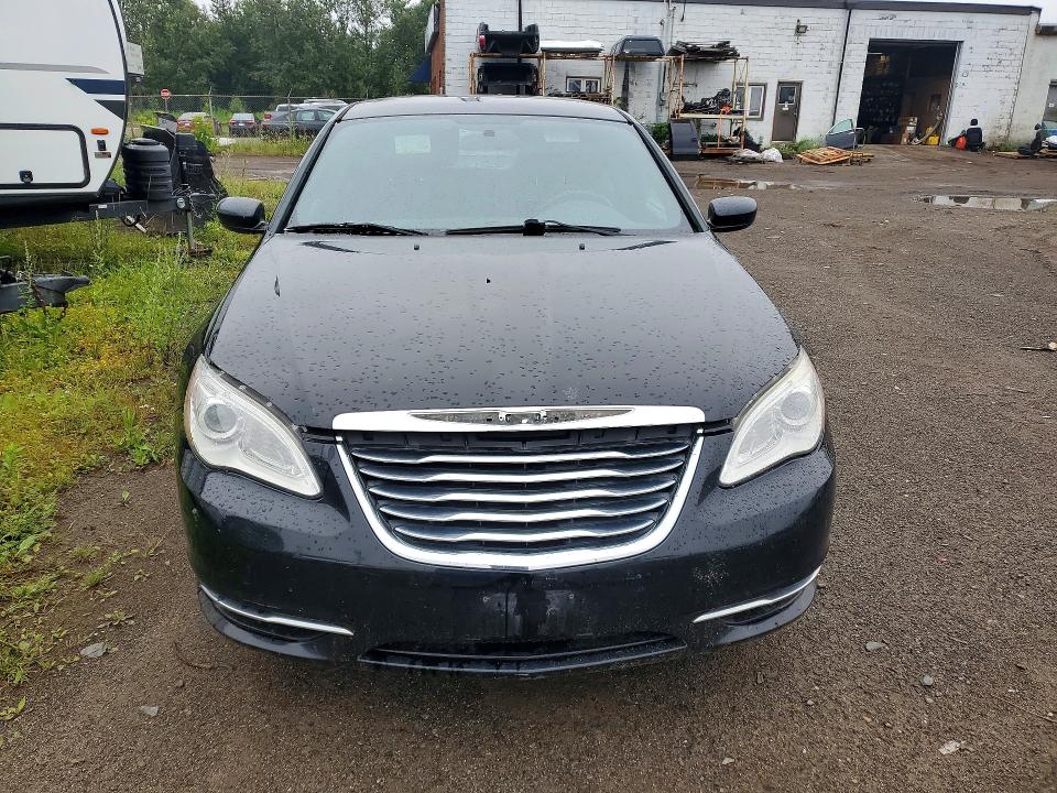 Photo 5 from auction – 2013 CHRYSLER 200 with VIN 1C3CCBBB8DN758678