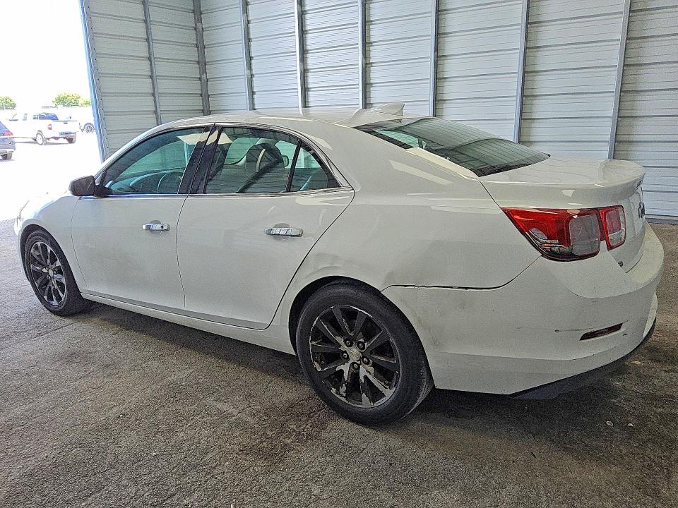 Photo 2 from auction – 2015 CHEVROLET MALIBU with VIN 1G11D5SL5FF120307
