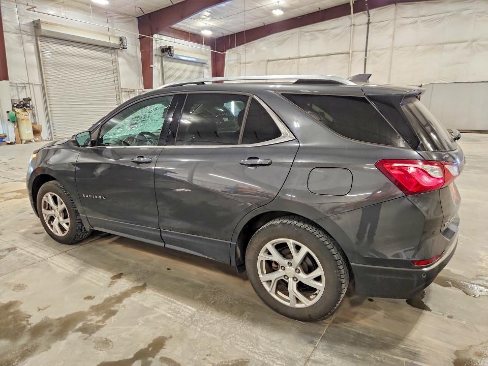 Photo 2 from auction – 2018 CHEVROLET EQUINOX with VIN 1GNAXTEX1J6261211