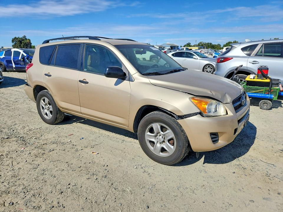 Photo 4 from auction – 2012 TOYOTA RAV4 with VIN JTMKF4DV0C5044947