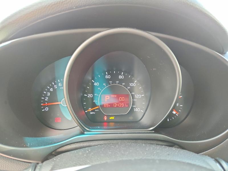 Photo 9 from auction – 2015 KIA SOUL with VIN KNDJP3A59F7786702