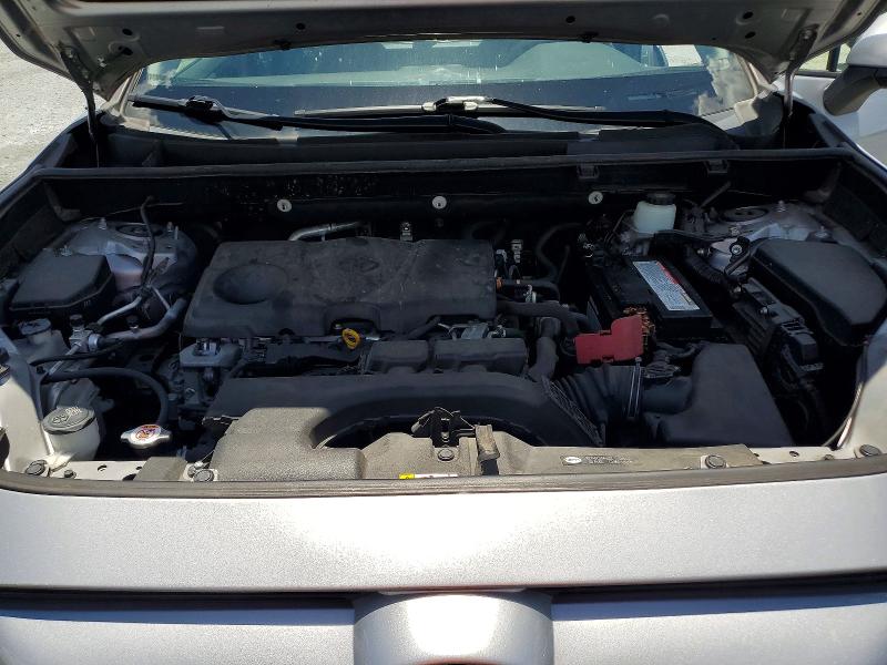 Photo 12 from auction – 2020 TOYOTA RAV4 with VIN JTMC1RFV5LD518233