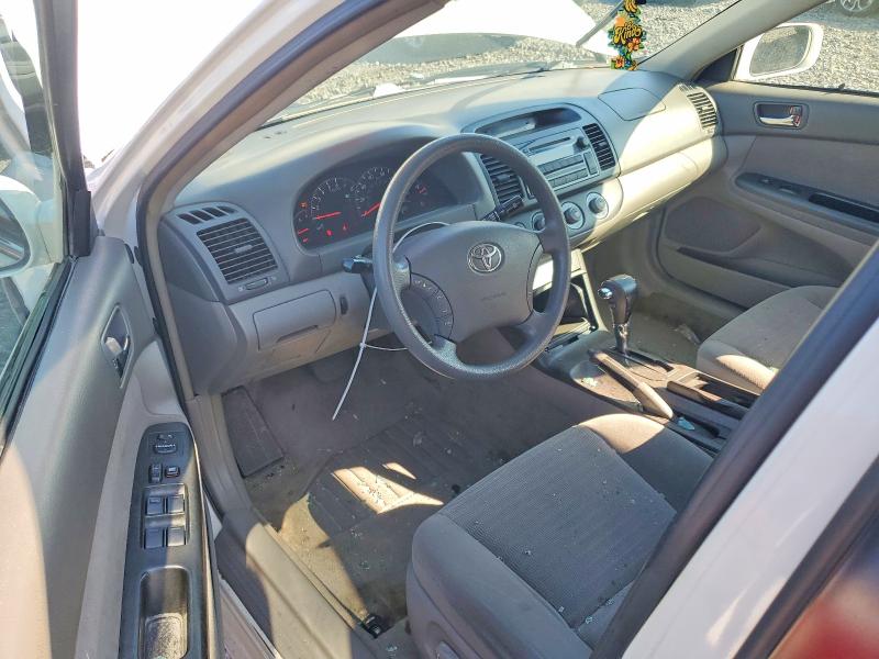 Photo 8 from auction – 2006 TOYOTA CAMRY with VIN 4T1BE30K26U743575