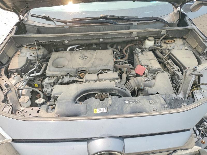 Photo 12 from auction – 2020 TOYOTA RAV4 with VIN 2T3P1RFV5LC139884