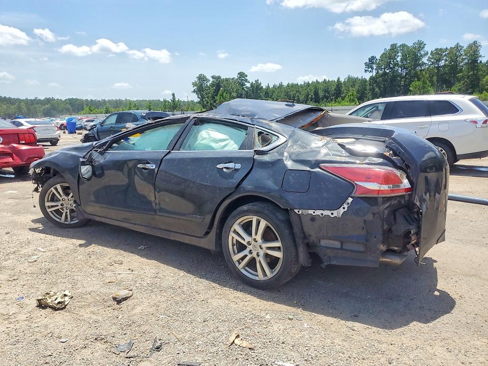 Foto 2 de la subasta – 2015 NISSAN ALTIMA con VIN 1N4BL3AP0FC263504