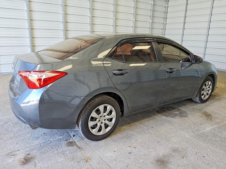 Foto 3 de la subasta – 2018 TOYOTA COROLLA con VIN 5YFBURHE7JP782998