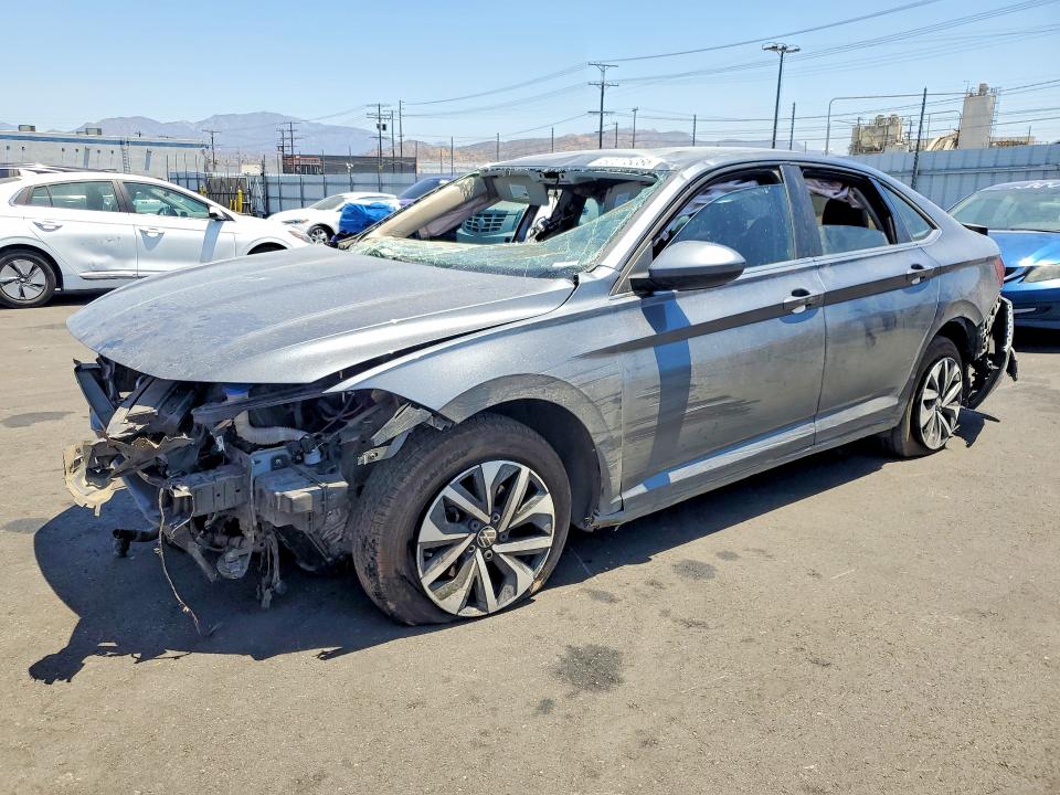 VOLKSWAGEN JETTA 2024 with VIN 3VW5M7BU1RM013334 - Photo from auction