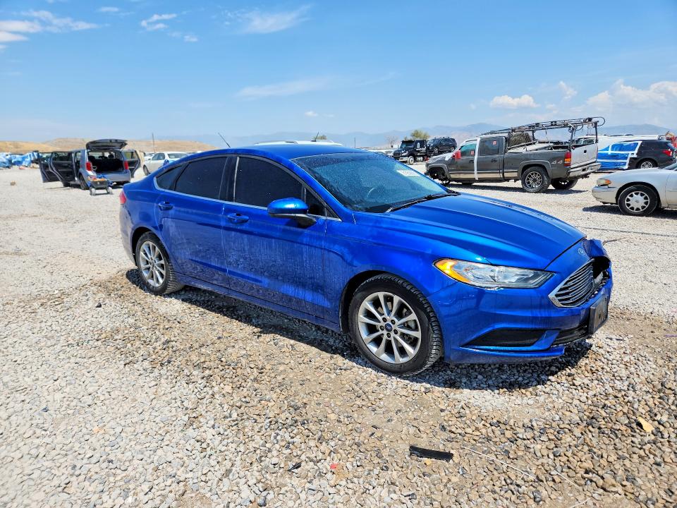 Photo 4 from auction – 2017 FORD FUSION with VIN 3FA6P0H70HR229576