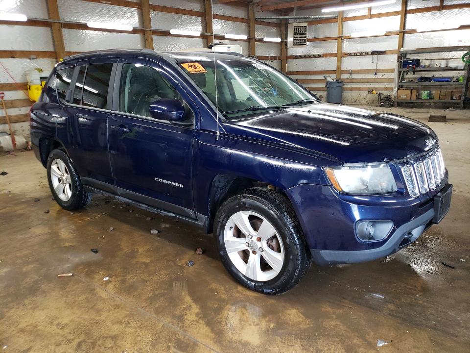 Photo 4 from auction – 2014 JEEP COMPASS with VIN 1C4NJDEB8ED528938