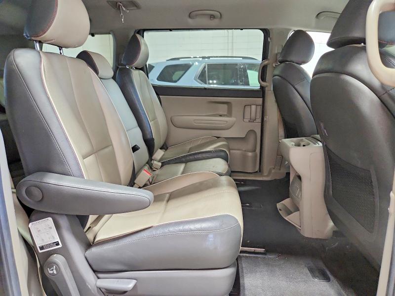 Photo 11 from auction – 2017 KIA SEDONA with VIN KNDMB5C18H6340101