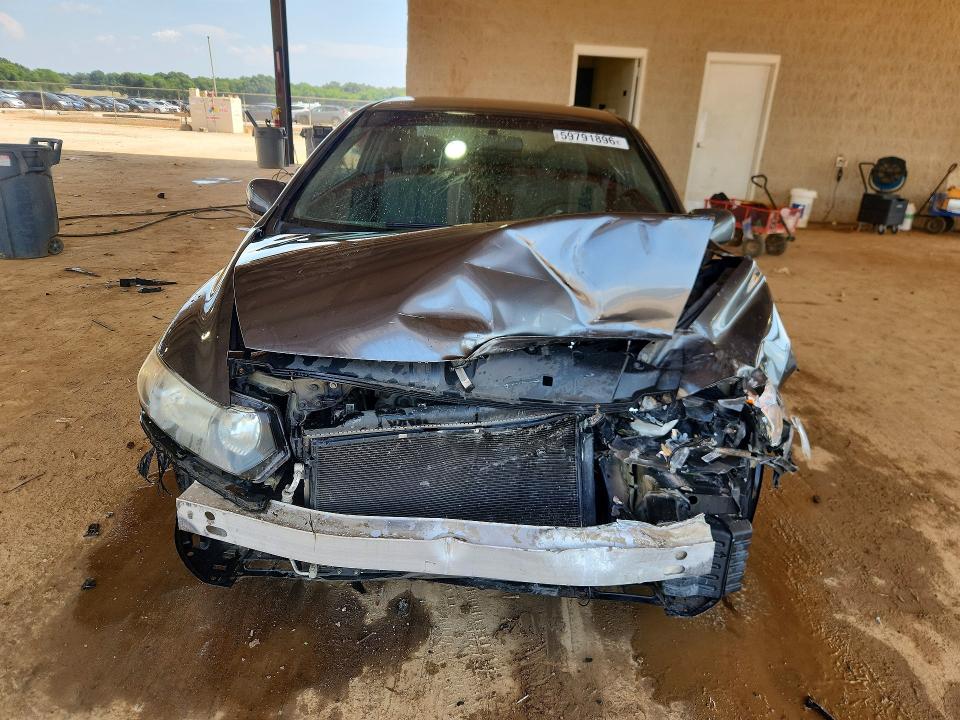 Photo 5 from auction – 2010 HONDA CIVIC with VIN 2HGFG1B69AH537719