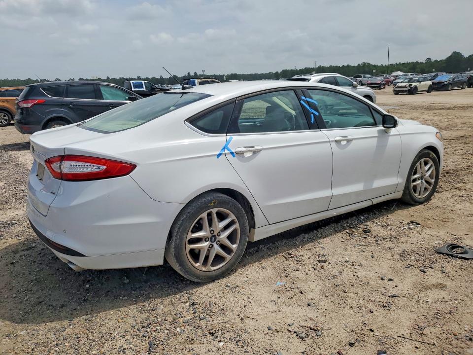 Zdjęcie 3 z aukcji – 2016 FORD FUSION z VIN 3FA6P0H78GR245975