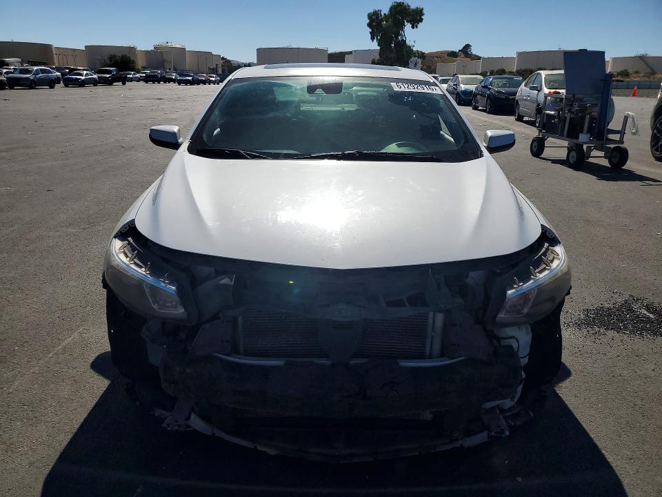 Photo 5 from auction – 2016 CHEVROLET MALIBU with VIN 1G1ZH5SX7GF149335