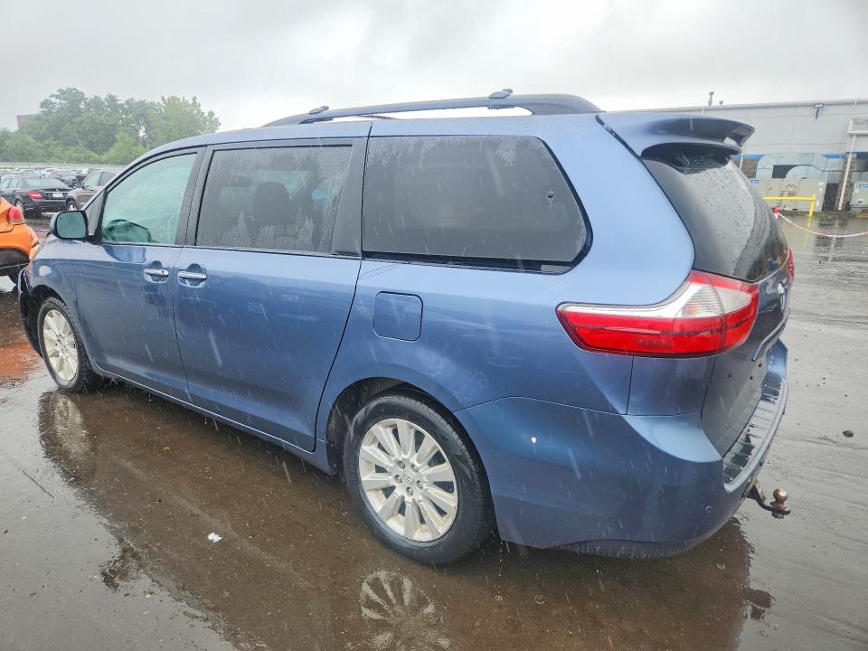 Photo 2 from auction – 2015 TOYOTA SIENNA with VIN 5TDDK3DC7FS099245