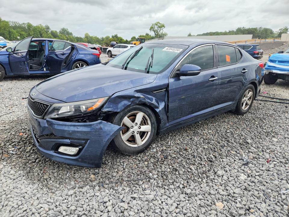 KIA OPTIMA 2015 مع رقم تعريف المركبة 5XXGM4A74FG468505 - صورة من المزاد