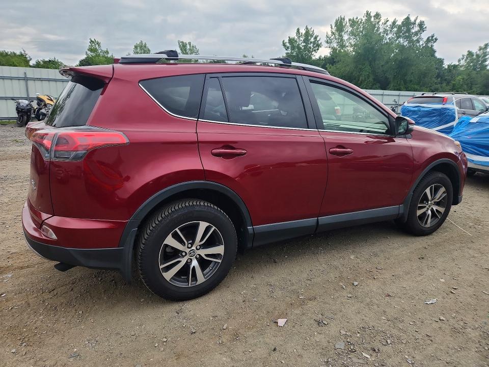 Foto 3 de la subasta – 2018 TOYOTA RAV4 con VIN JTMRFREV5JD241061