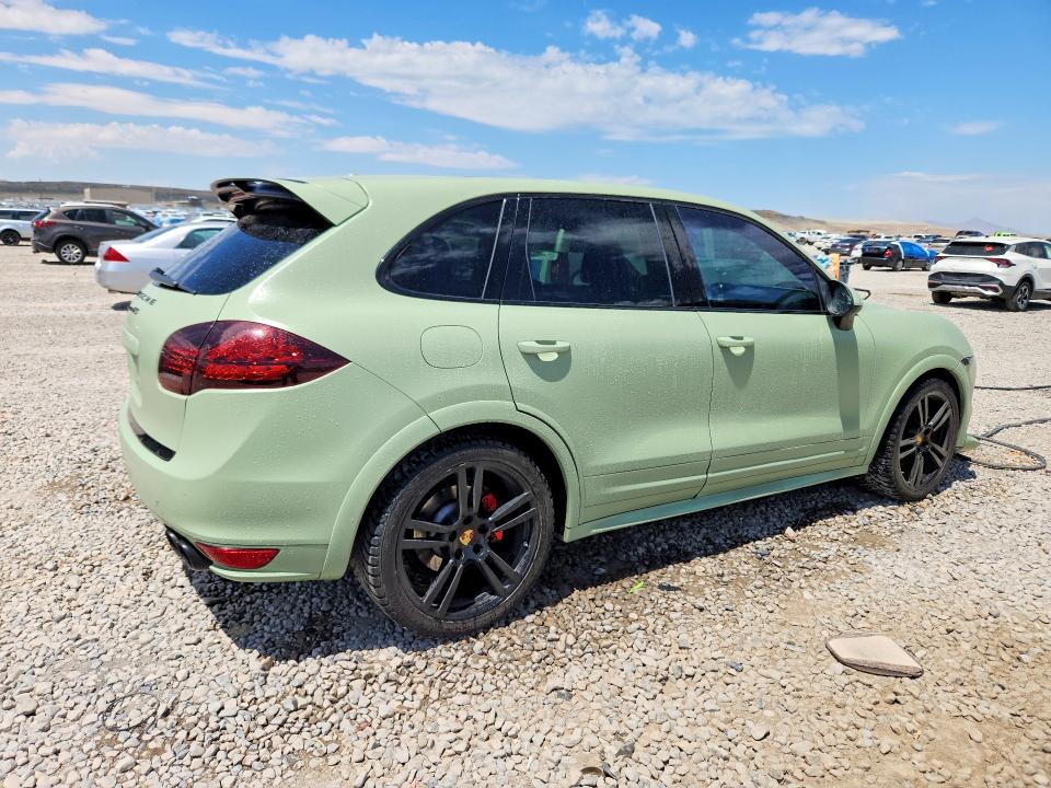 Photo 3 from auction – 2014 PORSCHE CAYENNE with VIN WP1AD2A27ELA78087