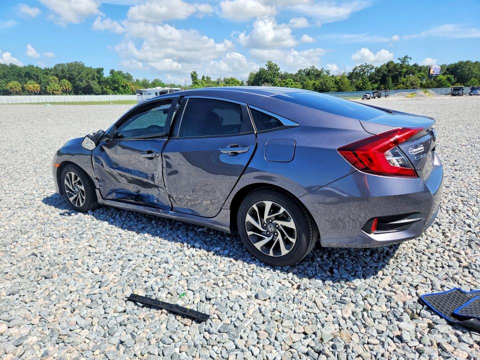 Photo 2 from auction – 2016 HONDA CIVIC with VIN 19XFC2F71GE042745