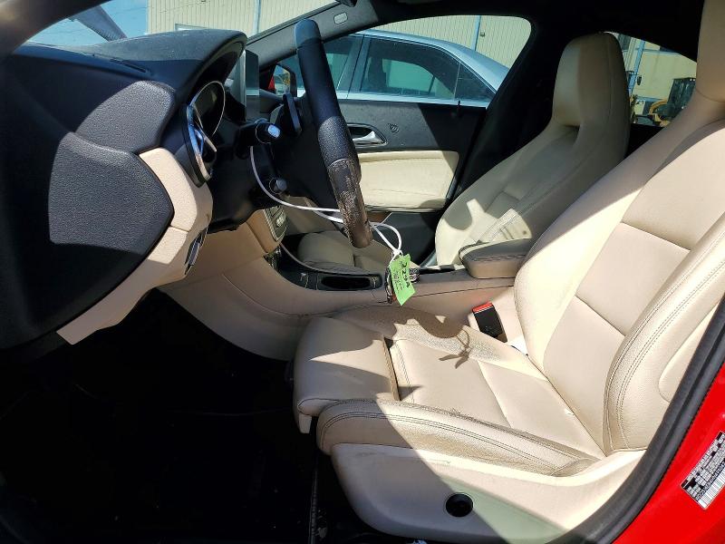 Photo 7 from auction – 2017 MERCEDES-BENZ CLA with VIN WDDSJ4EB4HN499042