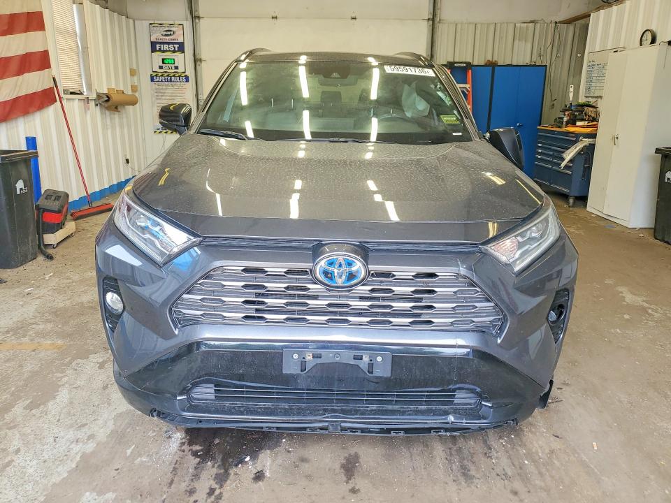 Photo 5 from auction – 2020 TOYOTA RAV4 with VIN 4T3EWRFV9LU001403