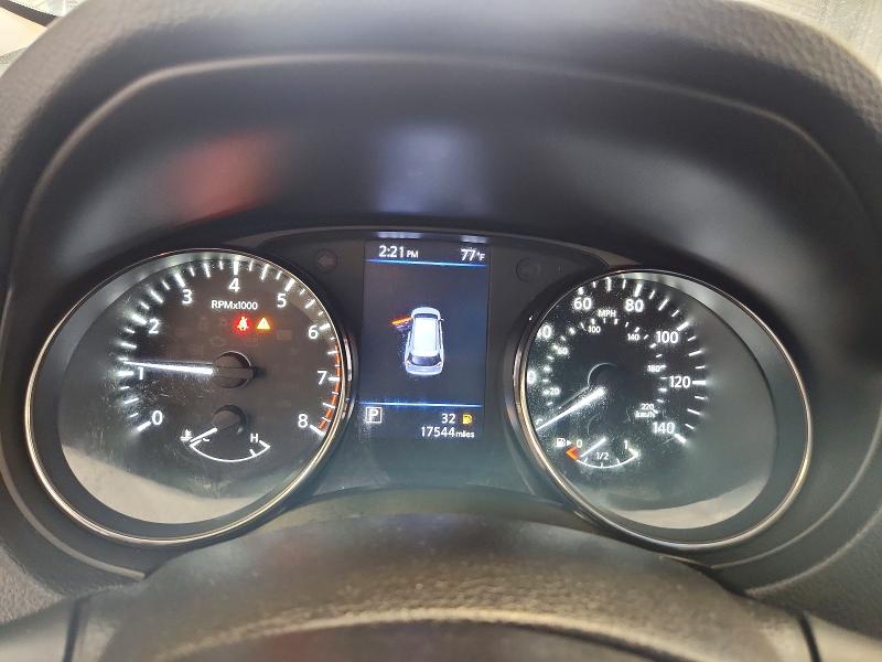 Photo 9 from auction – 2018 NISSAN ROGUE with VIN KNMAT2MV1JP512405