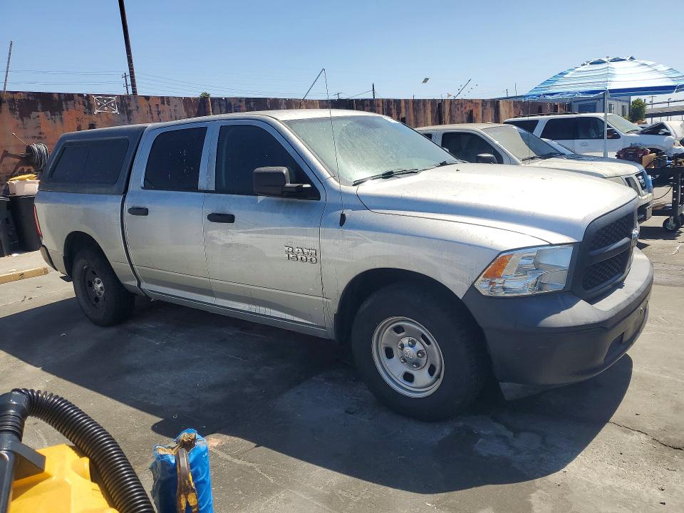 Photo 4 from auction – 2017 RAM 1500 with VIN 1C6RR6KG0HS825327